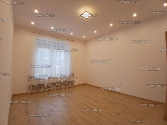 Eladó ikerház, Dunakeszin 148.9 M Ft, 3 szobás