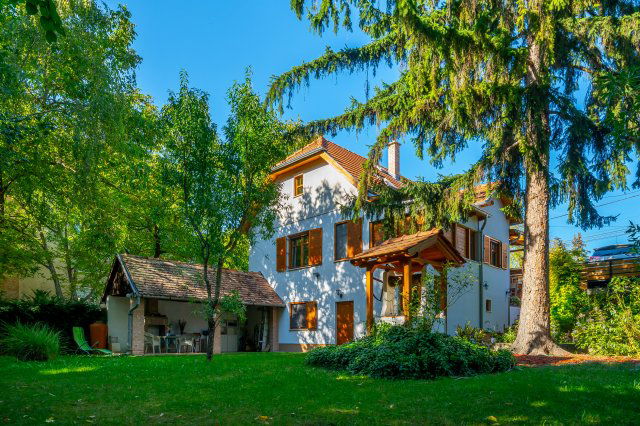 Eladó családi ház, Budakeszin 139.9 M Ft, 4 szobás
