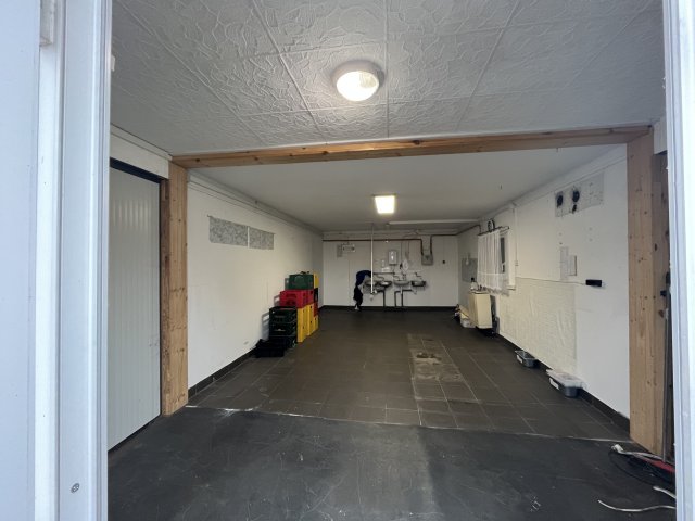 Eladó üzlethelyiség, Győrsövényházon 5.5 M Ft, 1 szobás