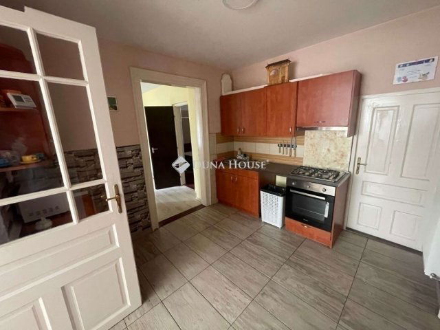 Eladó családi ház, Gyömrőn 111 M Ft, 5 szobás