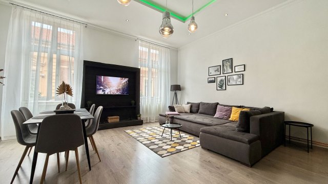 Kiadó téglalakás, albérlet, Debrecenben 350 E Ft / hó, 3 szobás