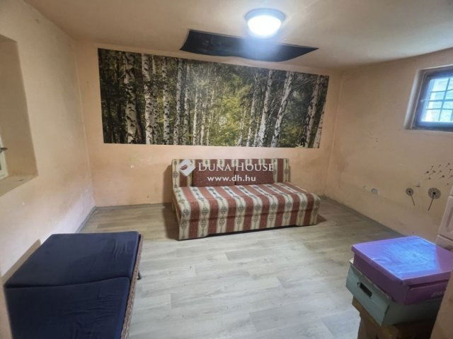 Eladó családi ház, Iszkaszentgyörgyön 19.9 M Ft, 1 szobás