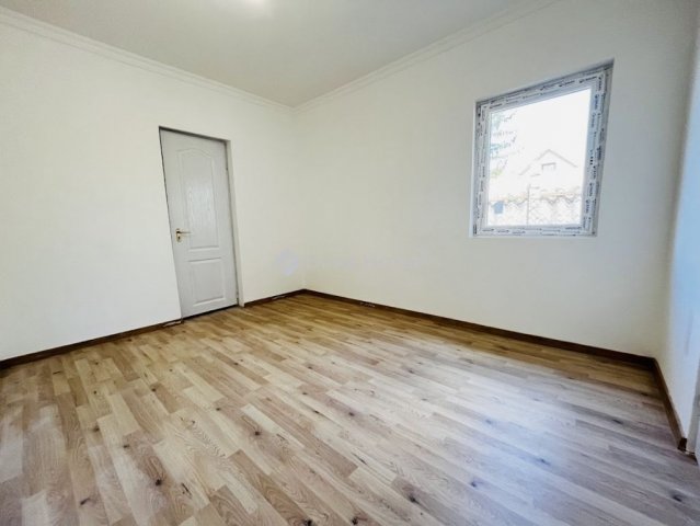 Eladó családi ház, Tápiószecsőn 25.9 M Ft, 2 szobás