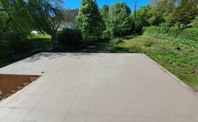 Eladó családi ház, Szabadbattyánban 89.9 M Ft, 4 szobás