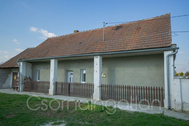 Eladó családi ház, Bágyogszováton 19.9 M Ft, 2 szobás