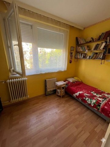 Eladó panellakás, Tatabányán 28.9 M Ft, 1+1 szobás