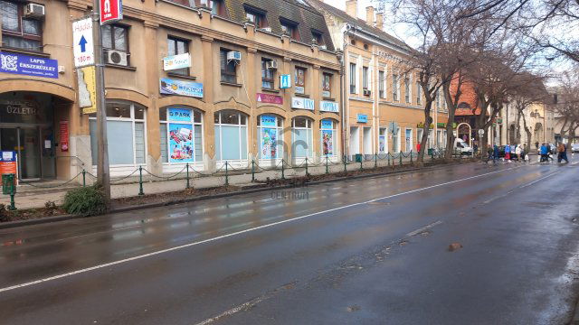 Eladó üzlethelyiség, Szekszárdon 25 M Ft / költözzbe.hu