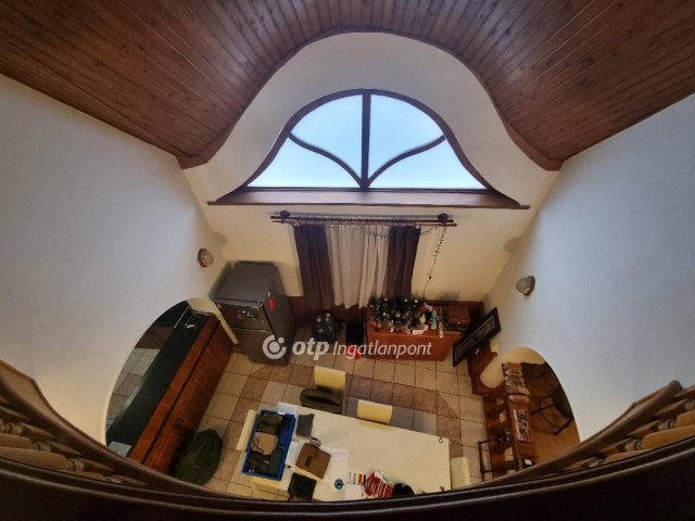 Eladó családi ház, Pápán 117 M Ft, 2+2 szobás