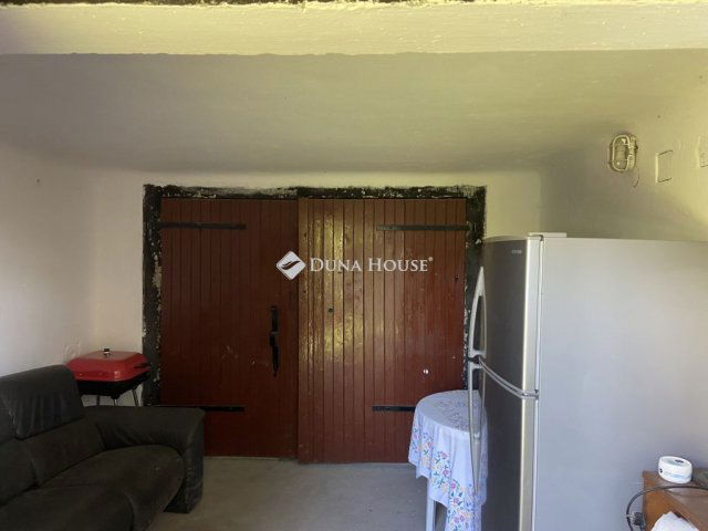 Eladó nyaraló, Kajászón 18.5 M Ft, 1 szobás