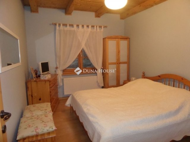 Eladó családi ház, Nagykozáron 105 M Ft, 3 szobás