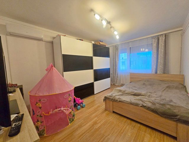 Eladó panellakás, Debrecenben 57.99 M Ft, 2+2 szobás