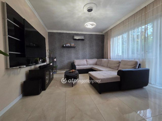 Eladó családi ház, Debrecenben 108 M Ft, 5 szobás