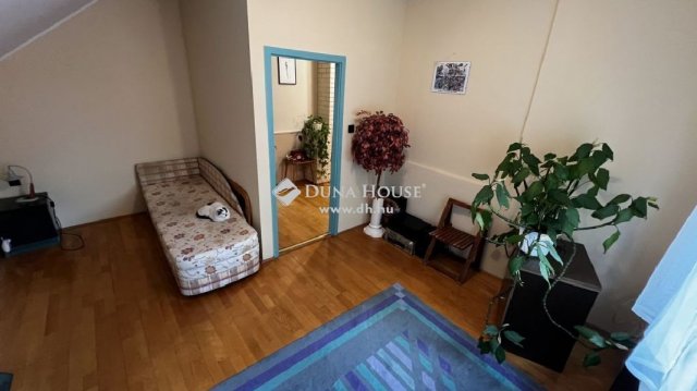 Eladó családi ház, Budapesten, XVII. kerületben 180 M Ft