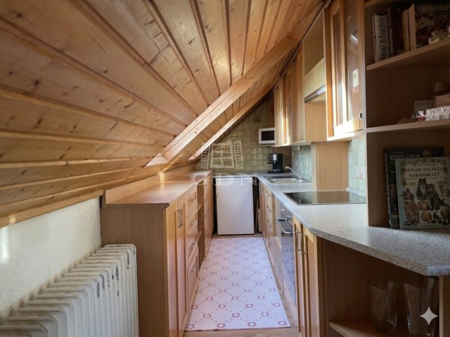 Eladó családi ház, Perbálon 119 M Ft, 5 szobás