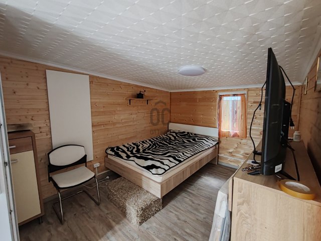 Eladó családi ház, Pázmándfalun 38 M Ft, 2 szobás