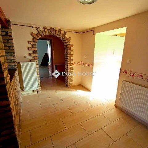 Eladó családi ház, Földeákon 39.9 M Ft, 3 szobás