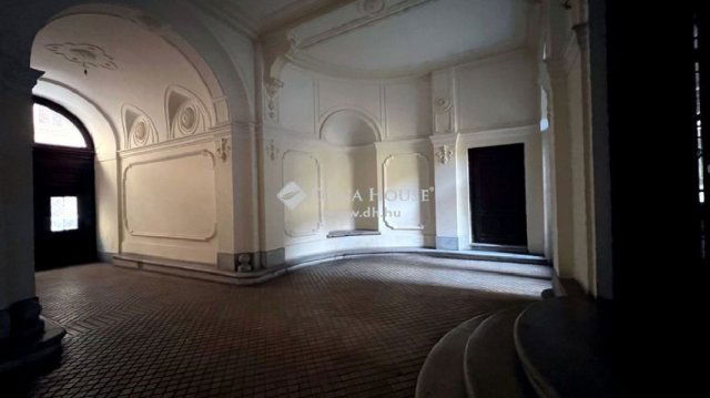 Eladó téglalakás, Budapesten, VI. kerületben 129 M Ft, 4 szobás