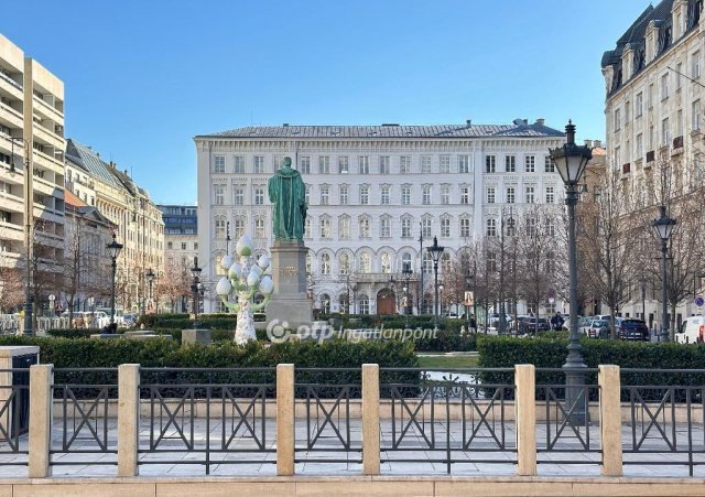 Eladó téglalakás, Budapesten, V. kerületben 224.99 M Ft