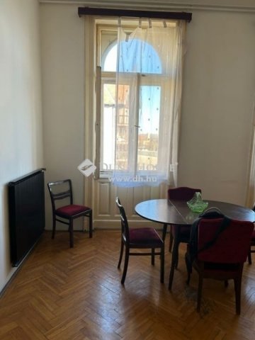 Eladó téglalakás, Budapesten, VIII. kerületben 61.5 M Ft