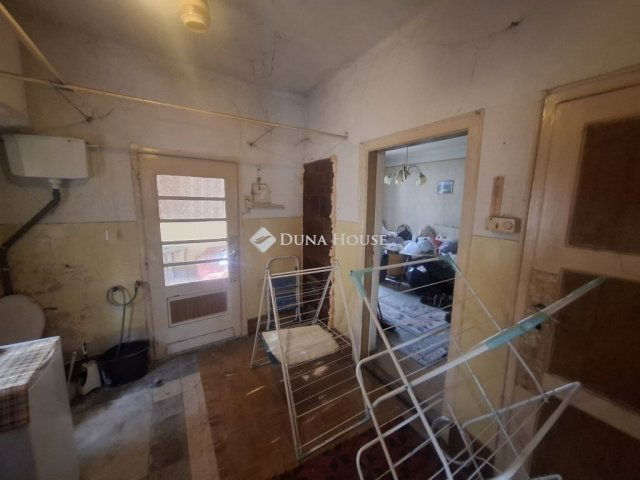 Eladó családi ház, Budapesten, XVIII. kerületben 97.3 M Ft