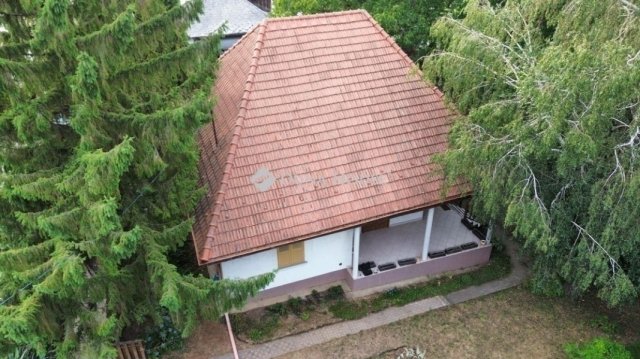 Eladó családi ház, Kerepesen 82.9 M Ft, 2 szobás