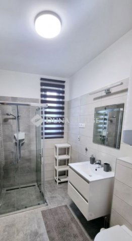 Eladó téglalakás, Siófokon 249 M Ft, 4 szobás