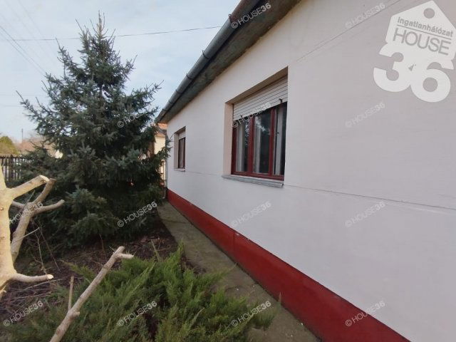 Eladó családi ház, Kerekegyházán 39.9 M Ft, 5 szobás