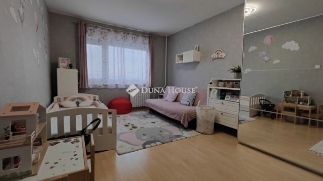 Eladó panellakás, Budapesten, X. kerületben 89.9 M Ft, 3 szobás