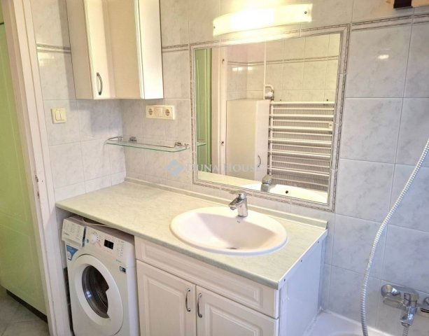 Eladó téglalakás, Budapesten, III. kerületben 85 M Ft, 3 szobás