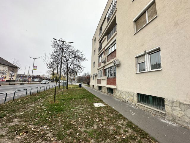 Eladó téglalakás, XXI. kerületben, Kossuth Lajos utcában