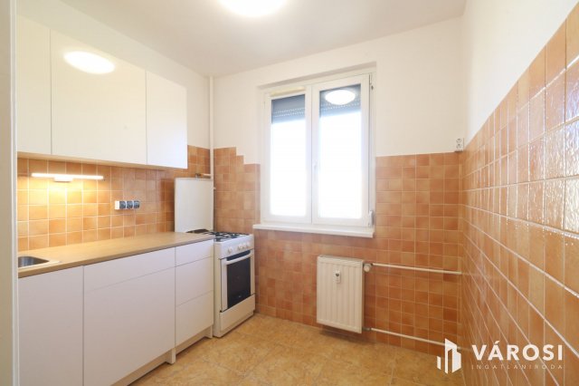 Kiadó panellakás, albérlet, Szegeden 160 E Ft / hó, 3 szobás