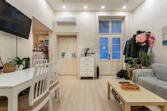 Eladó téglalakás, Budapesten, VIII. kerületben 79.9 M Ft