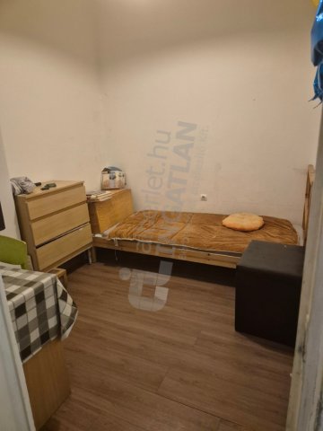 Kiadó téglalakás, albérlet, VII. kerületben, Klauzál téren