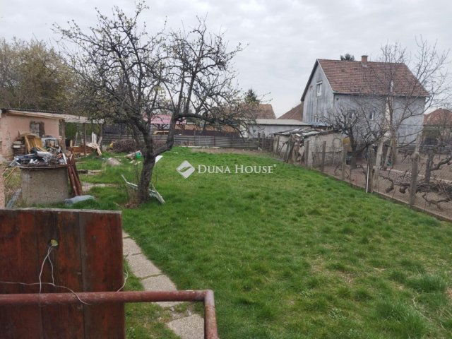 Eladó családi ház, Halásztelken 17.5 M Ft, 1 szobás