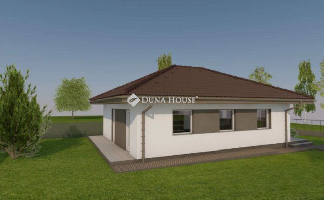 Eladó családi ház, Ráckevén 63 M Ft, 2 szobás