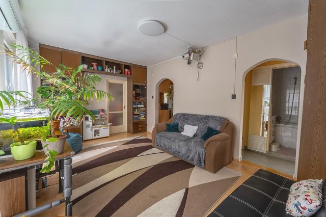 Eladó panellakás, Budapesten, X. kerületben 79.9 M Ft, 2+2 szobás