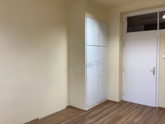 Kiadó iroda, Békéscsabán 50 E Ft / hó, 1 szobás