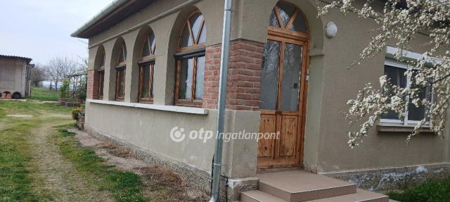 Eladó családi ház, Zalaváron 65 M Ft, 2+1 szobás