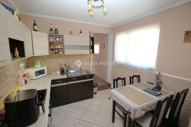 Eladó családi ház, Budapesten, XX. kerületben 96 M Ft, 4 szobás