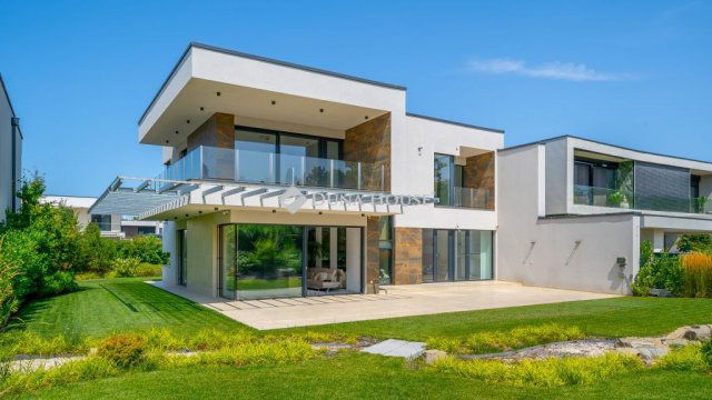 Kiadó családi ház, albérlet, Budapesten, III. kerületben
