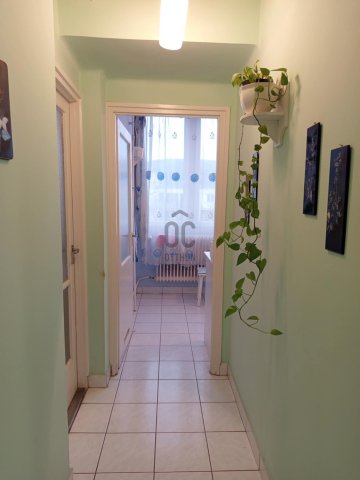 Eladó téglalakás, Tatabányán 40 M Ft, 2 szobás