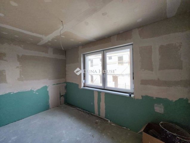 Eladó ikerház, Kerepesen 90 M Ft, 4 szobás / költözzbe.hu