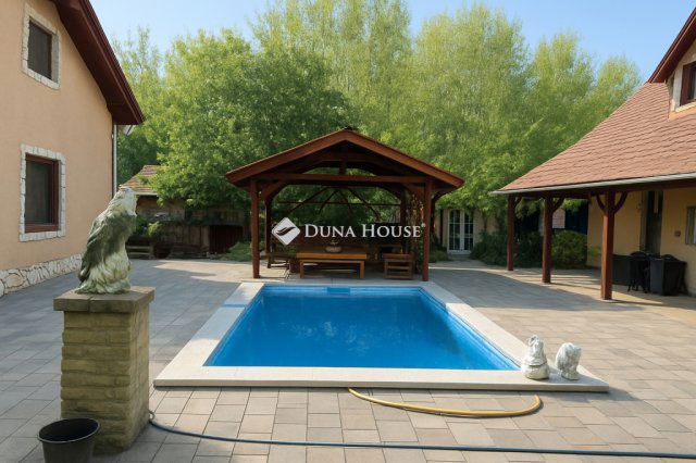 Eladó mezogazdasagi ingatlan, Nagykőrösön 85 M Ft, 3 szobás