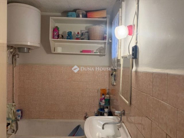 Eladó ikerház, Budapesten, XXII. kerületben 54.99 M Ft, 1 szobás