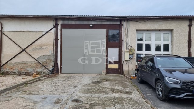 Kiadó ipari ingatlan, Székesfehérvárott 290 E Ft / hó
