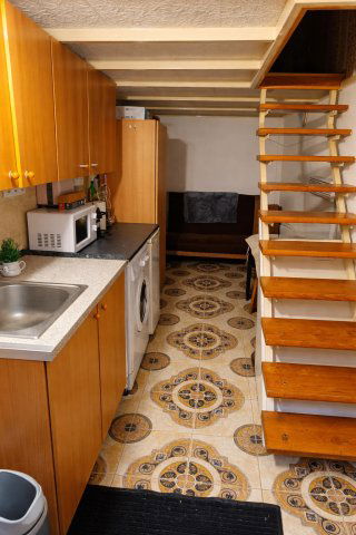 Eladó téglalakás, Budapesten, VIII. kerületben 0.2 M Ft