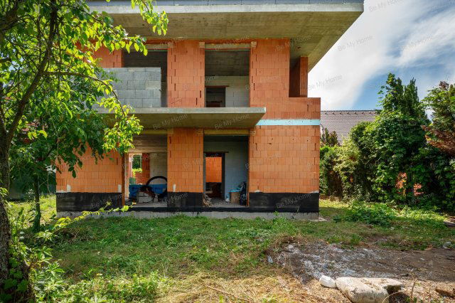 Eladó ikerház, Budaörsön 199 M Ft, 5 szobás