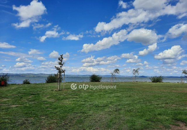 Eladó téglalakás, Balatonőszödön 110 M Ft, 2+1 szobás