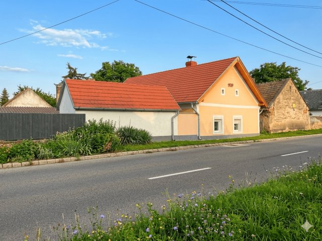 Eladó családi ház, Monostorapátin 39.9 M Ft, 2 szobás