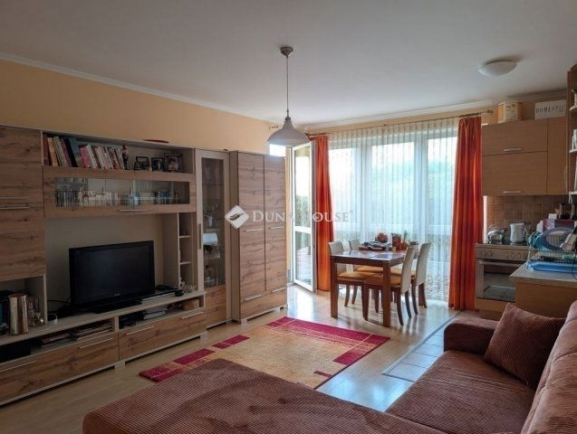 Eladó téglalakás, Budapesten, XVI. kerületben 86 M Ft, 3 szobás